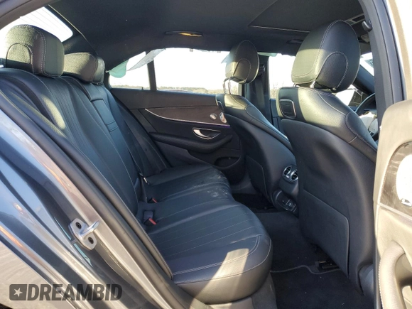 2019 Mercedes-Benz E 450 with VIN WDDZF6JB8KA554401, listed as a Copart auction lot 87548445 with 72,366 mi miles and Salvage Title. Bid and sale history available at DreamBid. Image 10.