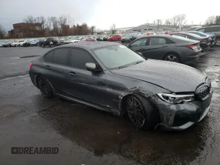 2021 BMW 3 Series M340i xDrive with VIN 3MW5U9J02M8B84525, listed as a Copart auction lot 81679494 with 34,447 mi miles and Salvage Title. Bid and sale history available at carsss.com. Image 4.