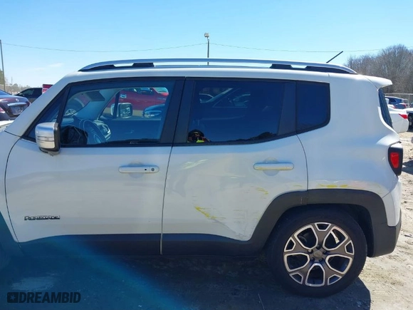 2015 Jeep Renegade Limited with VIN ZACCJADT8FPC06268, listed as a IAAI auction lot 41632143 with 166,659 mi miles. Bid and sale history available at carsss.com. Image 6.