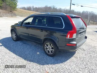 2013 Volvo XC90 Premier Plus z VIN YV4952CZ3D1658584, wystawiony jako IAAI lot #41778313 z przebiegiem 157 597 mil mil oraz . Historia ofert i sprzedaży dostępna na DreamBid. Obrazek 3.