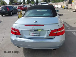 2013 Mercedes-Benz E 350 with VIN WDDKK5KF4DF200471, listed as a IAAI auction lot 42046633 with 76,116 mi miles and . Bid and sale history available at DreamBid. Image 16.