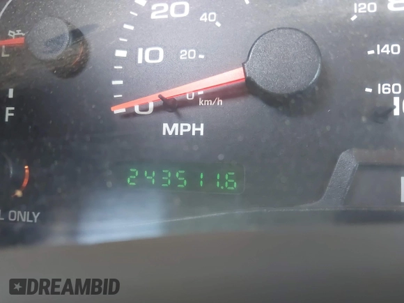 2002 Ford F-250 XL with VIN 1FTNX21F52EB48666, listed as a IAAI auction lot 42519667 with 243,511 mi miles and . Bid and sale history available at DreamBid. Image 7.