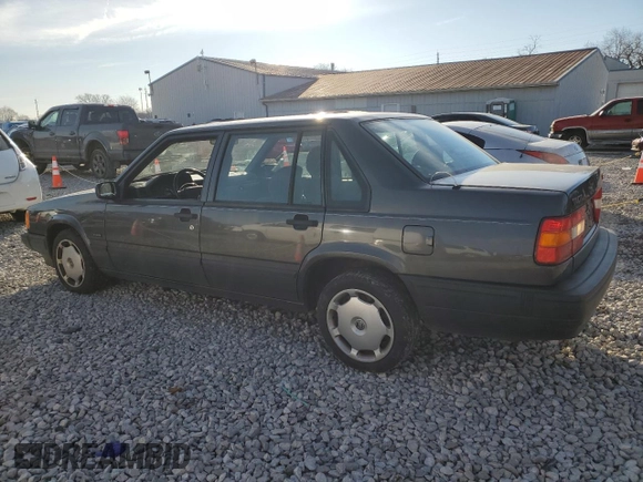 1995 Volvo 900 с VIN YV1JS8316S3193042, выставлен на аукционе Copart как лот 81591334 с пробегом 142 347 миль миль и Списание • Salvage title. История ставок и продаж доступна на DreamBid. Изображение 2.