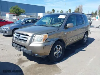 2008 Honda Pilot EX-L with VIN 5FNYF18758B012974, listed as a IAAI auction lot 41884153 with 112,165 mi miles. Bid and sale history available at carsss.com. Image 6.