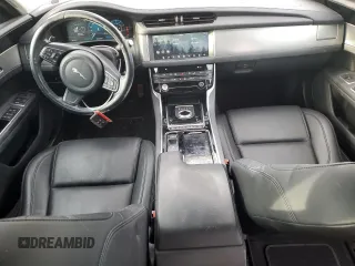2018 Jaguar XF 25t Premium with VIN SAJBJ4FX8JCY69691, listed as a Copart auction lot 85306234 with 50,143 mi miles and Salvage Title. Bid and sale history available at carsss.com. Image 8.