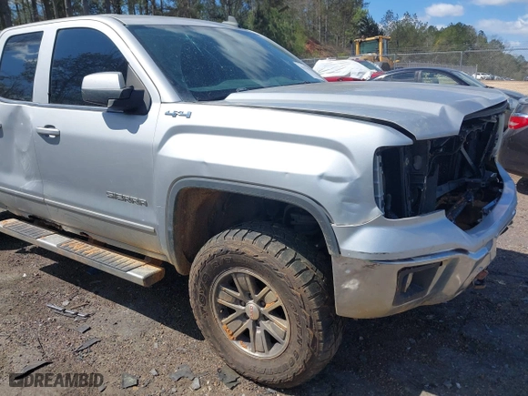 2015 GMC Sierra 1500 SLE with VIN 1GTV2UECXFZ153161, listed as a IAAI auction lot 41833071 with 148,234 mi miles. Bid and sale history available at carsss.com. Image 18.