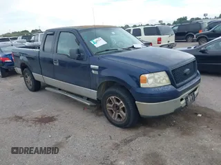 2006 Ford F-150 STX with VIN 1FTRX12W46KA91314, listed as a IAAI auction lot 42500265 with 210,857 mi miles and . Bid and sale history available at DreamBid. Image 1.