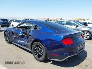 2020 Ford Mustang EcoBoost z VIN 1FA6P8TH7L5182508, wystawiony jako IAAI lot #42621368 z przebiegiem 75 597 mil mil oraz . Historia ofert i sprzedaży dostępna na DreamBid. Obrazek 3.