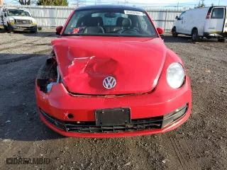 2012 Volkswagen Beetle 2.5L w/Sun/Sound/Nav PZEV with VIN 3VWJP7AT4CM664608, listed as a Copart auction lot 86560364 with 109,106 mi miles and Salvage Title. Bid and sale history available at carsss.com. Image 5.