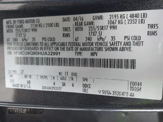 2017 Ford Escape SE with VIN 1FMCU9G90HUA32991, listed as a IAAI auction lot 41947411 with 118,654 mi miles. Bid and sale history available at carsss.com. Image 9.