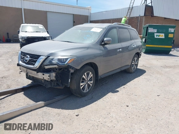 2017 Nissan Pathfinder SV with VIN 5N1DR2MM2HC613081, listed as a IAAI auction lot 41979227 with 137,371 mi miles. Bid and sale history available at carsss.com. Image 2.