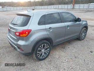 2018 Mitsubishi Outlander ES z VIN JA4AP3AU1JZ034958, wystawiony jako IAAI lot #41298536 z przebiegiem 145 267 mil mil oraz . Historia ofert i sprzedaży dostępna na DreamBid. Obrazek 4.