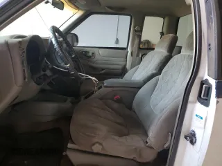 1999 GMC Sonoma SLS with VIN 1GTCS19XXX8503933, listed as a Copart auction lot 48311685 with Not Provided miles and Non Repairable. Bid and sale history available at DreamBid. Image 7.