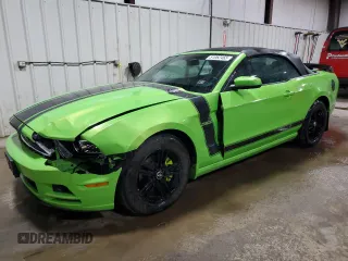 2014 Ford Mustang V6 with VIN 1ZVBP8EM2E5220214, listed as a Copart auction lot 51062465 with 45,405 mi miles and Salvage Title. Bid and sale history available at carsss.com. Image 1.