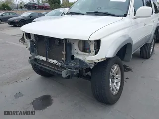 2000 Toyota 4Runner Limited with VIN JT3HN87RXY9042078, listed as a IAAI auction lot 42024205 with 263,487 mi miles. Bid and sale history available at carsss.com. Image 6.