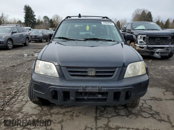 1999 Honda CR-V LX with VIN JHLRD1846XC008382, listed as a Copart auction lot 45989265 with 310,015 mi miles and Salvage Title. Bid and sale history available at carsss.com. Image 5.