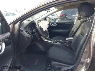 2016 Nissan Sentra SR with VIN 3N1AB7AP2GL660107, listed as a IAAI auction lot 41511684 with 92,293 mi miles. Bid and sale history available at carsss.com. Image 5.