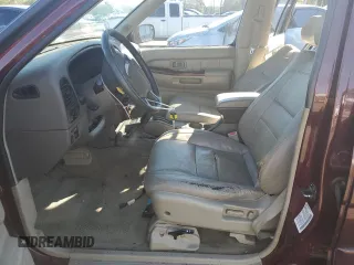 1997 Infiniti QX4 z VIN JNRAR05Y4VW015288, wystawiony jako Copart lot #48034505 z przebiegiem 289 030 mil mil oraz Szkoda całkowita • Salvage title. Historia ofert i sprzedaży dostępna na DreamBid. Obrazek 7.