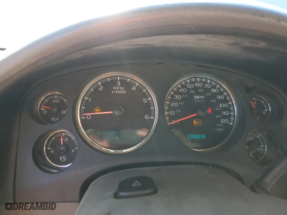 2009 Chevrolet Avalanche LT w/2LT with VIN 3GNFK22089G142626, listed as a Copart auction lot 87384004 with 253,936 mi miles and Salvage Title. Bid and sale history available at carsss.com. Image 9.