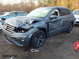 2022 Volkswagen Tiguan SE with VIN 3VV2B7AX9NM027422, listed as a IAAI auction lot 40736336 with 25,876 mi miles. Bid and sale history available at carsss.com. Image 17.