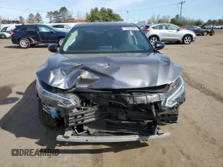 2020 Nissan Sentra SR with VIN 3N1AB8DV0LY228807, listed as a Copart auction lot 52566665 with 69,734 mi miles and Salvage Title. Bid and sale history available at DreamBid. Image 5.