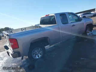 2013 Chevrolet Silverado 1500 LT with VIN 1GCRCSEA4DZ239287, listed as a IAAI auction lot 41634783 with 94,279 mi miles. Bid and sale history available at carsss.com. Image 4.
