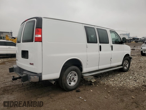 2022 GMC Savana Cargo Van with VIN 1GTW7AFP8N1147653, listed as a Copart auction lot 49812315 with 23,887 mi miles and Salvage Title. Bid and sale history available at carsss.com. Image 3.