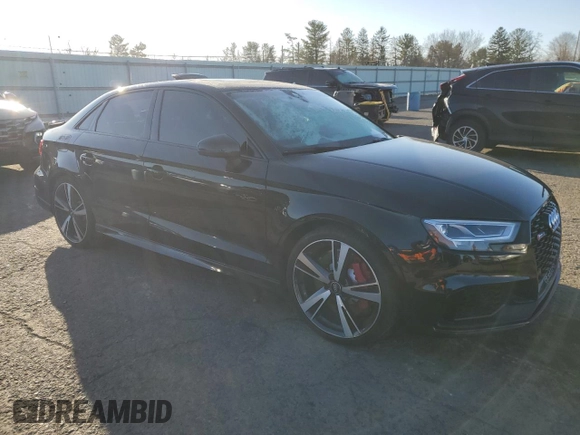 2018 Audi RS 3 z VIN WUABWGFF6J1903375, wystawiony jako Copart lot #49492155 z przebiegiem 62 838 mil mil oraz Szkoda całkowita • Salvage title. Historia ofert i sprzedaży dostępna na DreamBid. Obrazek 4.