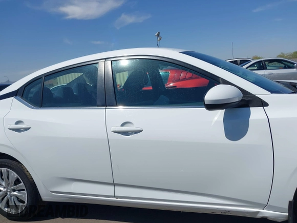 2021 Nissan Sentra S with VIN 3N1AB8BV5MY288151, listed as a IAAI auction lot 41990890 with 55,935 mi miles and . Bid and sale history available at DreamBid. Image 12.