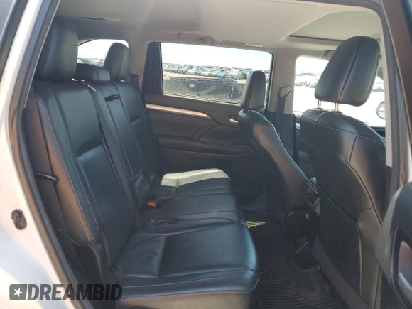 2017 Toyota Highlander XLE with VIN 5TDJZRFH2HS514016, listed as a Copart auction lot 57293565 with 125,738 mi miles and Salvage title. Bid and sale history available at DreamBid. Image 11.