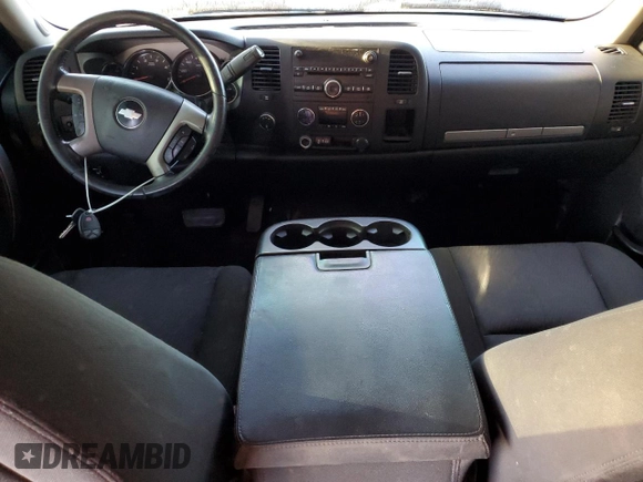2013 Chevrolet Silverado 3500HD LT with VIN 1GC4K0C82DF134413, listed as a Copart auction lot 72710064 with 268,554 mi miles and Salvage Title. Bid and sale history available at carsss.com. Image 8.