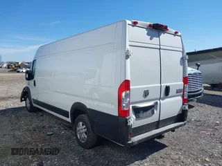 2022 Ram ProMaster Cargo with VIN 3C6MRVJG9NE121583, listed as a IAAI auction lot 41646097 with 67,468 mi miles and . Bid and sale history available at DreamBid. Image 3.