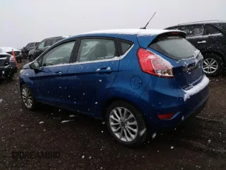 2018 Ford Fiesta Titanium z VIN 3FADP4FJ3JM139564, wystawiony jako Copart lot #53812695 z przebiegiem 75 265 mil mil oraz Czysty tytuł • Clean title. Historia ofert i sprzedaży dostępna na DreamBid. Obrazek 2.