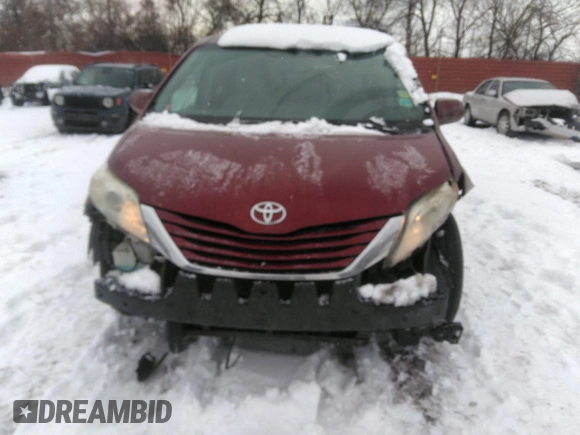 2016 Toyota Sienna LE AAS with VIN 5TDKK3DC3GS716259, listed as a IAAI auction lot 41556959 with 130,478 mi miles. Bid and sale history available at carsss.com. Image 12.