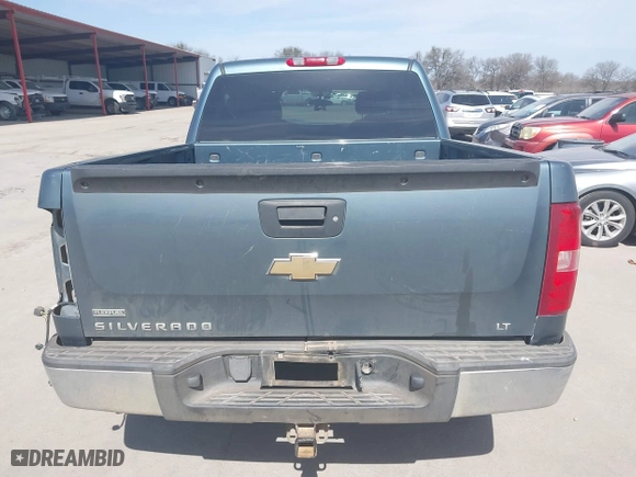 2010 Chevrolet Silverado 1500 LT with VIN 3GCRCSE07AG256393, listed as a IAAI auction lot 41735987 with 157,543 mi miles. Bid and sale history available at carsss.com. Image 16.