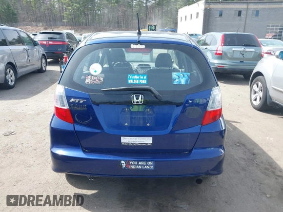 2013 Honda Fit with VIN JHMGE8H36DC017403, listed as a IAAI auction lot 42044816 with 206,688 mi miles. Bid and sale history available at carsss.com. Image 16.