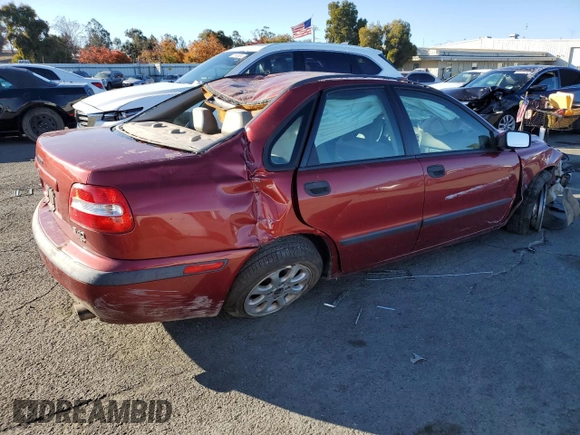2002 Volvo S40 with VIN YV1VS29562F844659, listed as a Copart auction lot 80994624 with 139,402 mi miles and Salvage Title. Bid and sale history available at carsss.com. Image 3.