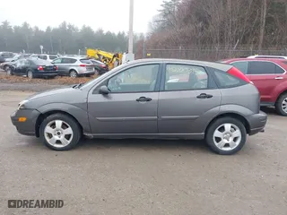 2006 Ford Focus S with VIN 1FAFP37N26W180795, listed as a IAAI auction lot 42100395 with 125,002 mi miles. Bid and sale history available at carsss.com. Image 12.