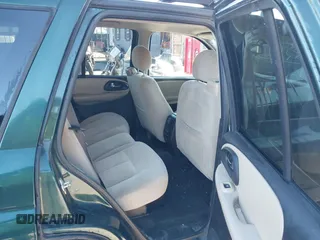2005 Chevrolet TrailBlazer LT with VIN 1GNDT13S552203593, listed as a IAAI auction lot 41833044 with 195,227 mi miles and . Bid and sale history available at DreamBid. Image 8.