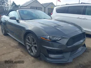 2019 Ford Mustang GT Premium with VIN 1FATP8FF2K5140520, listed as a IAAI auction lot 41399442 with 101,737 mi miles. Bid and sale history available at carsss.com. Image 1.