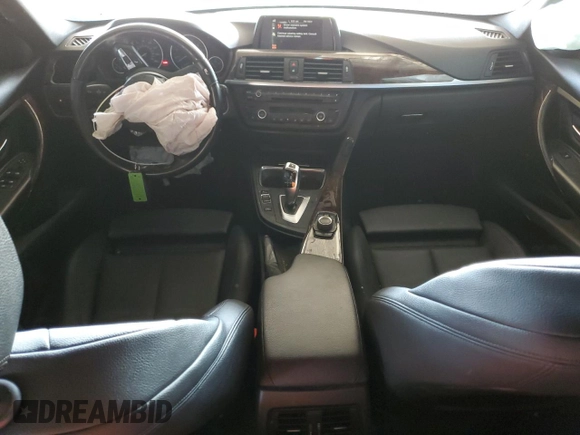 2015 BMW 3 Series 320i z VIN WBA3B1C59F5A05827, wystawiony jako Copart lot #50589825 z przebiegiem 91 555 mil mil oraz Szkoda całkowita • Salvage title. Historia ofert i sprzedaży dostępna na DreamBid. Obrazek 8.