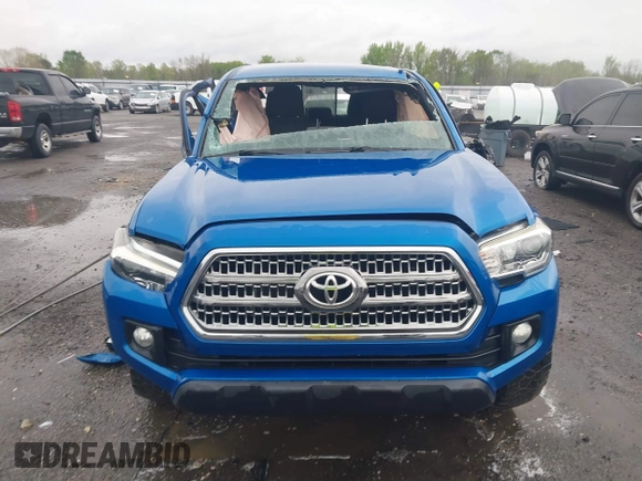 2017 Toyota Tacoma SR5 with VIN 5TFCZ5AN5HX104657, listed as a IAAI auction lot 41937797 with 116,320 mi miles and . Bid and sale history available at carsss.com. Image 12.
