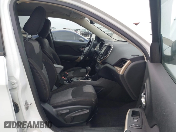 2017 Jeep Cherokee Sport with VIN 1C4PJLAB4HW619593, listed as a IAAI auction lot 42177037 with 113,674 mi miles and . Bid and sale history available at DreamBid. Image 5.