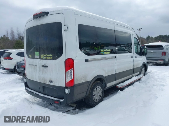 2024 Ford Transit Passenger XL z VIN 1FBAX2C85RKB46137, wystawiony jako IAAI lot #41535996 z przebiegiem 1 571 mil mil oraz . Historia ofert i sprzedaży dostępna na DreamBid. Obrazek 4.