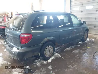2006 Chrysler Town & Country LWB LX with VIN 2A4GP44R86R794961, listed as a IAAI auction lot 41615727 with 140,733 mi miles. Bid and sale history available at carsss.com. Image 4.