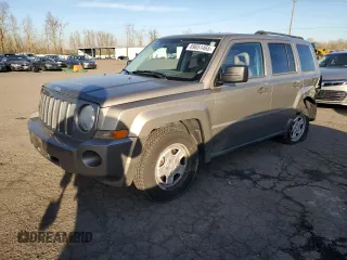 2008 Jeep Patriot Sport with VIN 1J8FF28W18D749495, listed as a Copart auction lot 89051465 with 159,067 mi miles and Salvage Title. Bid and sale history available at carsss.com. Image 1.