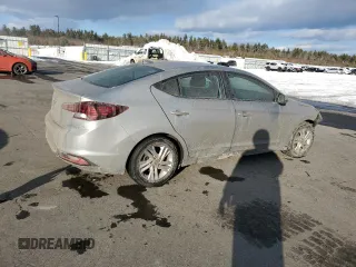 2020 Hyundai Elantra SEL with VIN 5NPD84LF0LH569844, listed as a Copart auction lot 44414925 with 137,974 mi miles and Salvage Title. Bid and sale history available at carsss.com. Image 3.