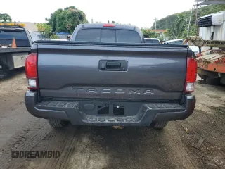 2021 Toyota Tacoma SR z VIN 3TYRX5GN0MT006678, wystawiony jako Copart lot #88664385 z przebiegiem 7 115 mil mil oraz Nie do naprawy • Non repairable. Historia ofert i sprzedaży dostępna na DreamBid. Obrazek 6.