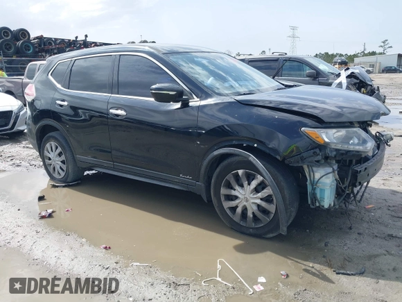 2015 Nissan Rogue SV with VIN KNMAT2MT3FP524304, listed as a IAAI auction lot 41716315 with 207,783 mi miles. Bid and sale history available at carsss.com. Image 1.