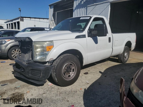 2013 Ford F-250 XL with VIN 1FTBF2A65DEA63870, listed as a Copart auction lot 83308544 with 83,554 mi miles and Salvage Title. Bid and sale history available at DreamBid. Image 1.